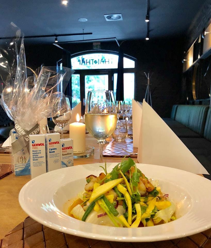 33475114_1719166804786291_723928325562564608_n